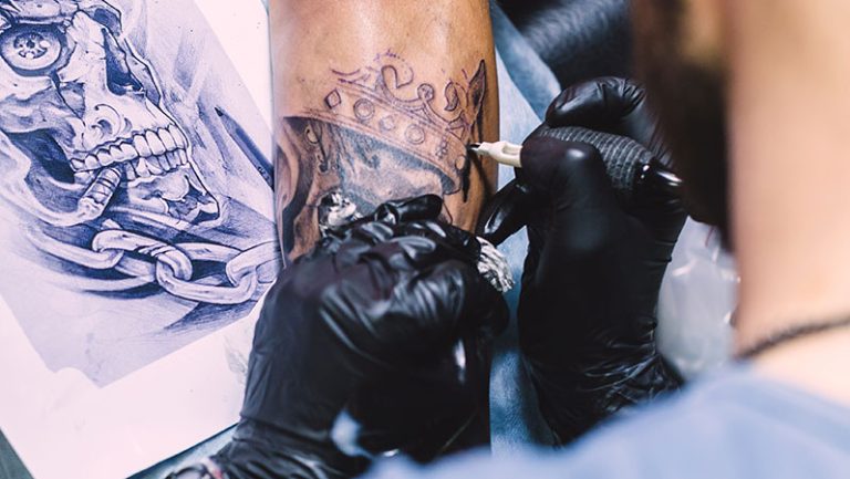 تتو هنری یا کاربردی؟